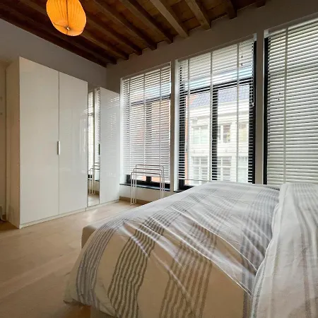 Begijnhof 102 * 헨트